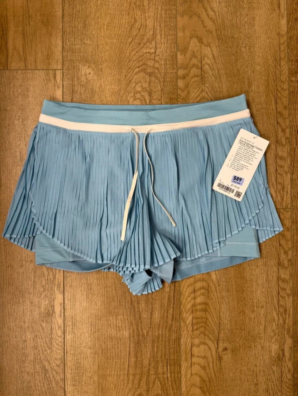 Lululemon Ace Advantage HR Pleated Tennis Short. 2” Size L